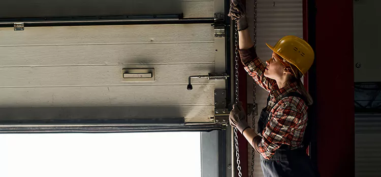 Addressing Common Garage Door Stoppage Issues in Moorhead, MN